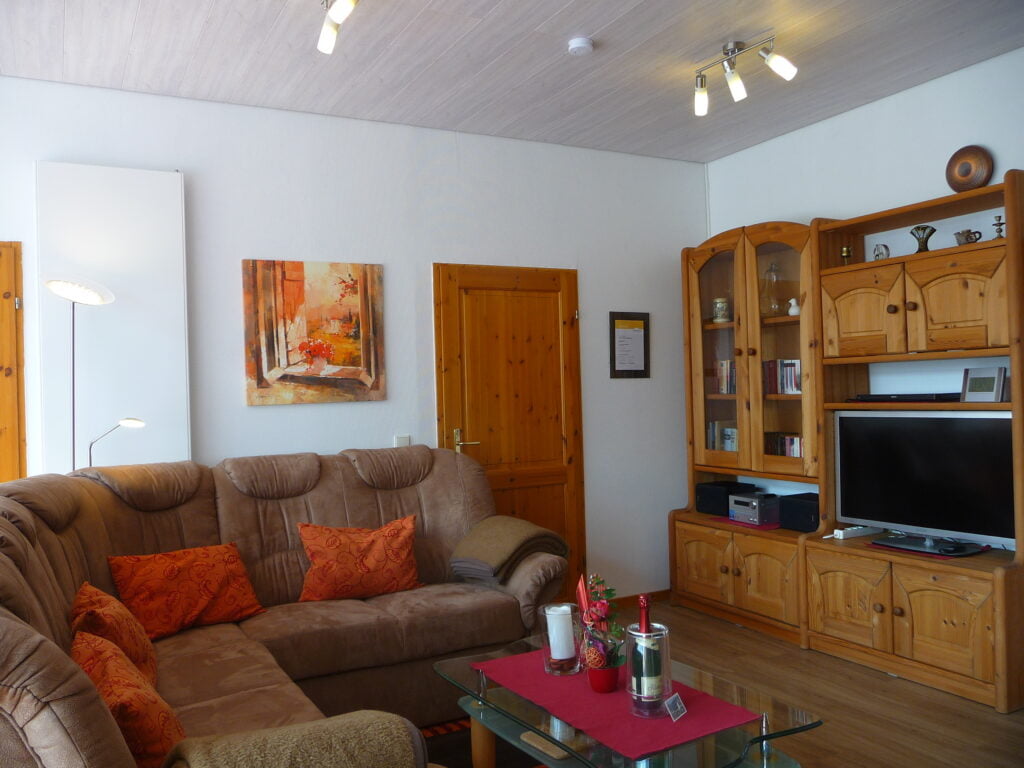 12. Wohnung2-Wohnzimmer-3